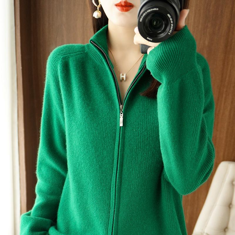 Ribbed Wool Knit Cardigan Coat with Raglan Sleeves - Loose, Slimming Base Layer for Autumn and Winter