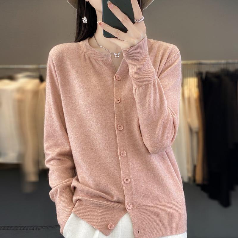 Spring and Autumn Women's Knitwear Long-sleeved Knitted Cardigan Short Jacket Sweater Fashion Temperament Ageing Loose Outerwear Sweater Sweater