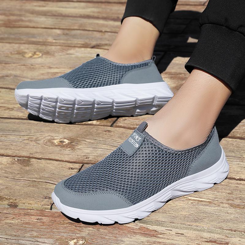 Men's Slip On Running Shoes Lightweight Breathable Mesh Non Slip Casual Sneakers for Workout Sports Tennis Training Man Shoes