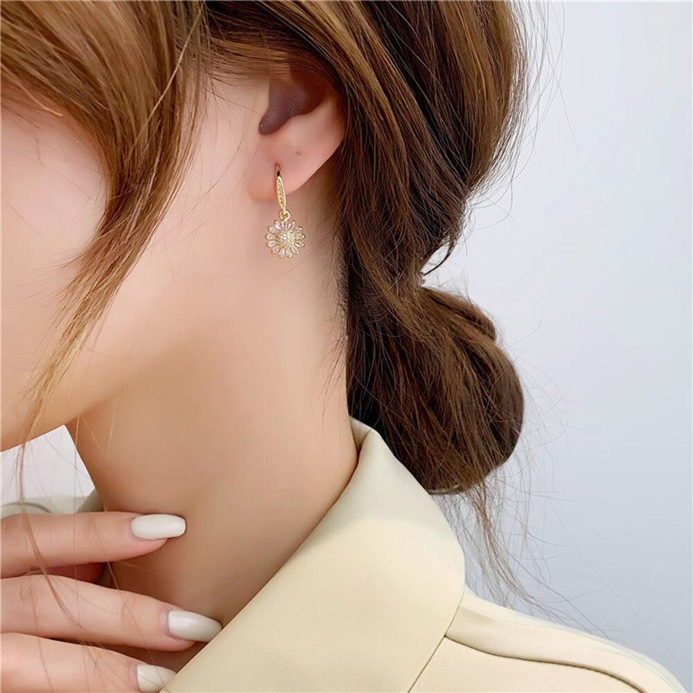 New 925 Sterling Silver Women Earrings Pendant Fashion Ins Wind Sun Flower High Quality Zircon Pair Ear Studs Earring Jewelry