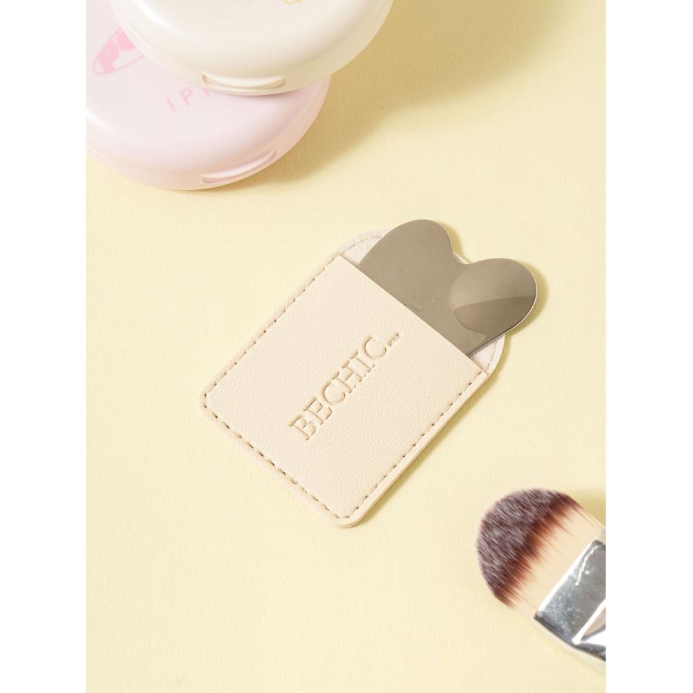 Карманный набор шпателей для макияжа Daiso Heart