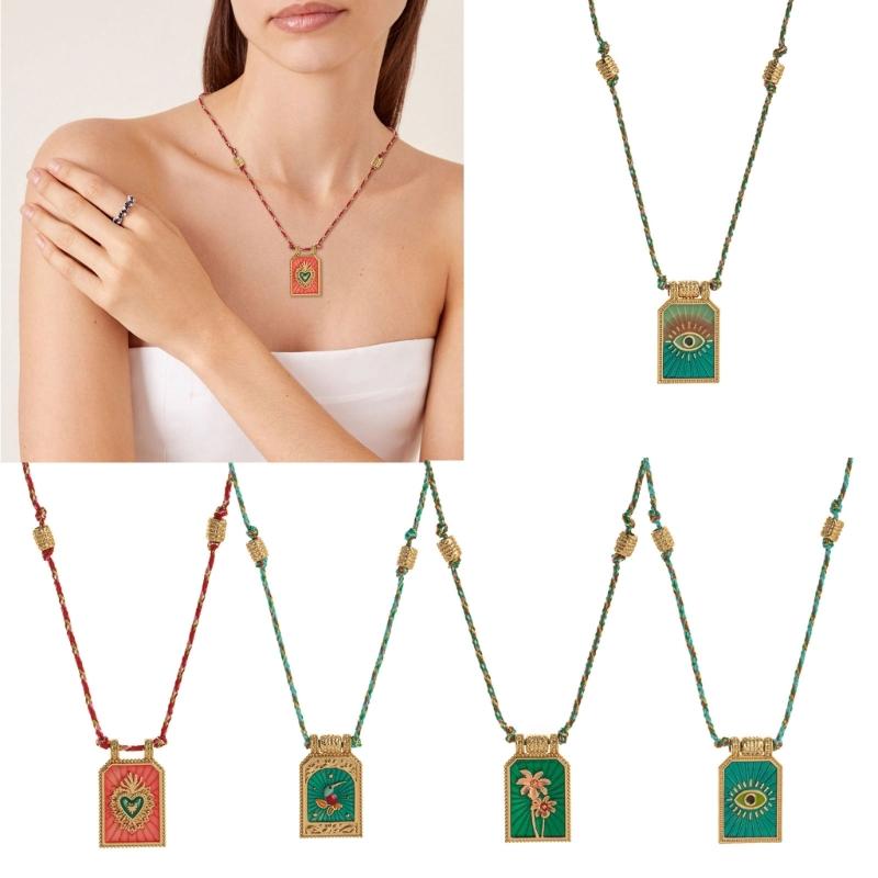 Позолоченное ретро ожерелье с картой Таро Элегантное ретро ожерелье с картой Таро с изящными узорами для повседневной носки и вечеринок