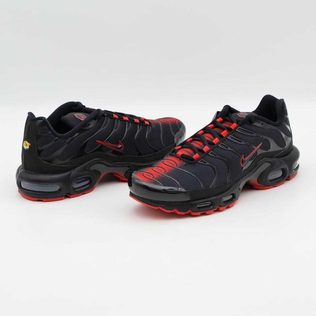IM4868-010 Nike Air Max Plus Черный Красный (Мужской)