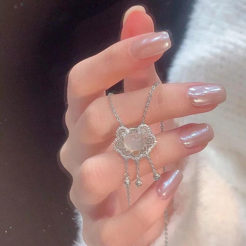 Ruyi Ping An Lock Женская кисточка Долговечный замок Легкая роскошная ниша Ключичная цепочка Концентрический замок для подруг Подарки