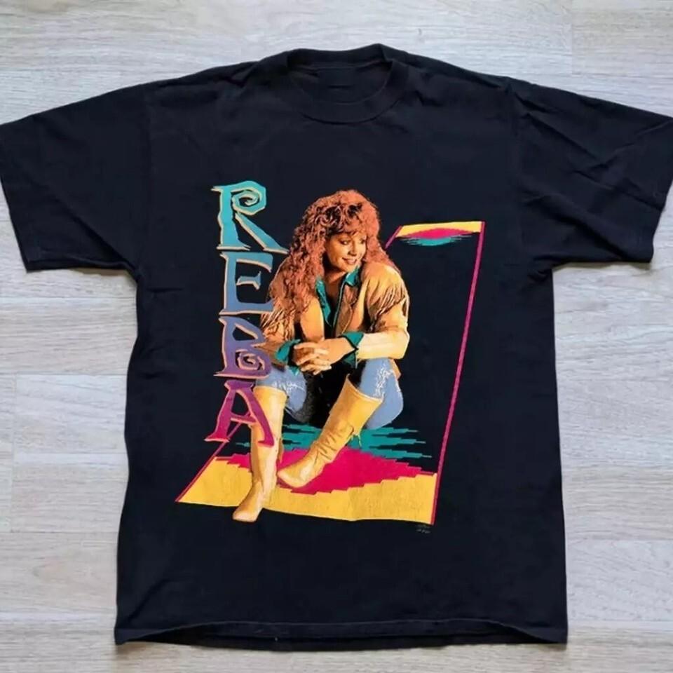 Reba Mcentire Shirt, Rebe Mcentire Portrait Vintage Shirt