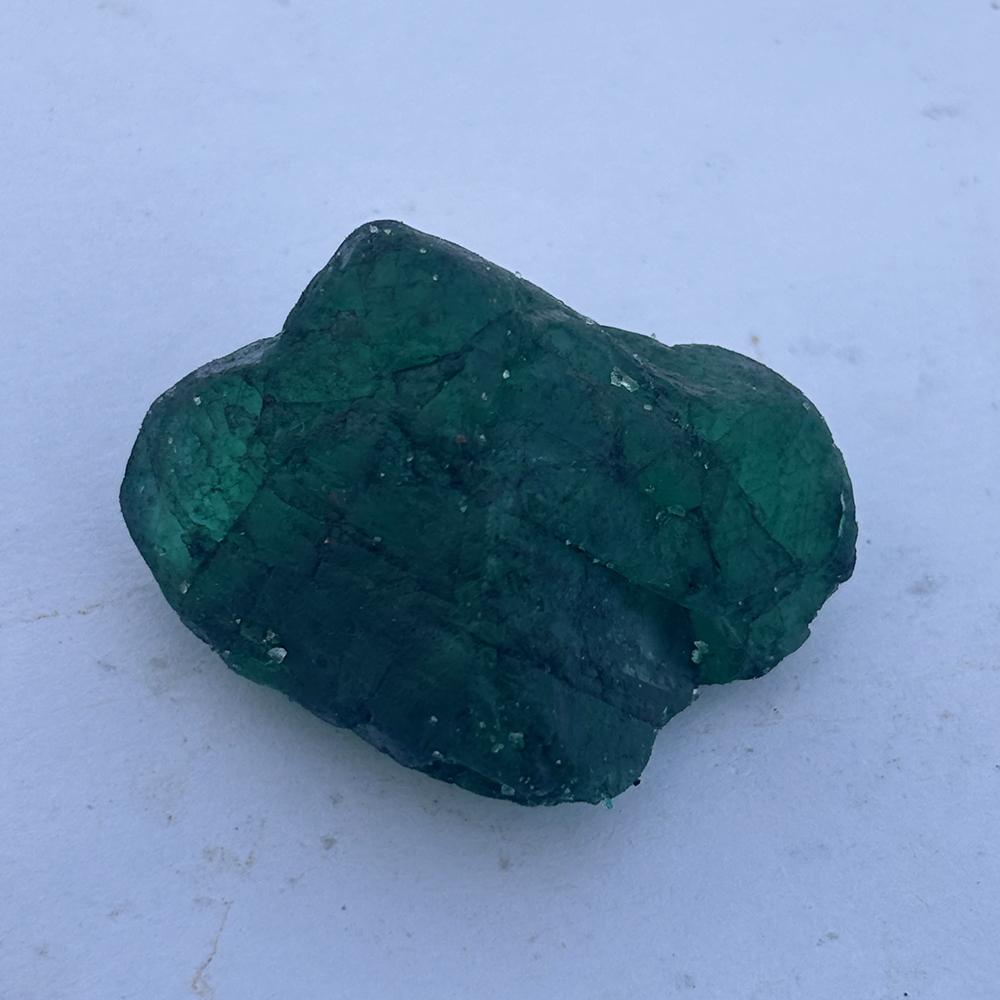 Natural Green Emerald Loose Gemstone 154.70 ct Uncut Rough for Collector'S for Gemstone Collections