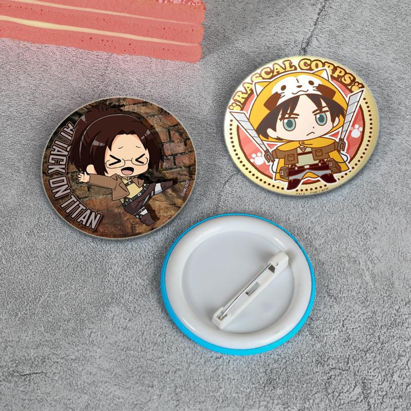 32/44/58 мм аниме-броши Атака титанов Мультфильм Армин Арлерт/Эрен Йегер Значки на лацкан Значок на рюкзак Ювелирные изделия Коллекции фанатов Подарки