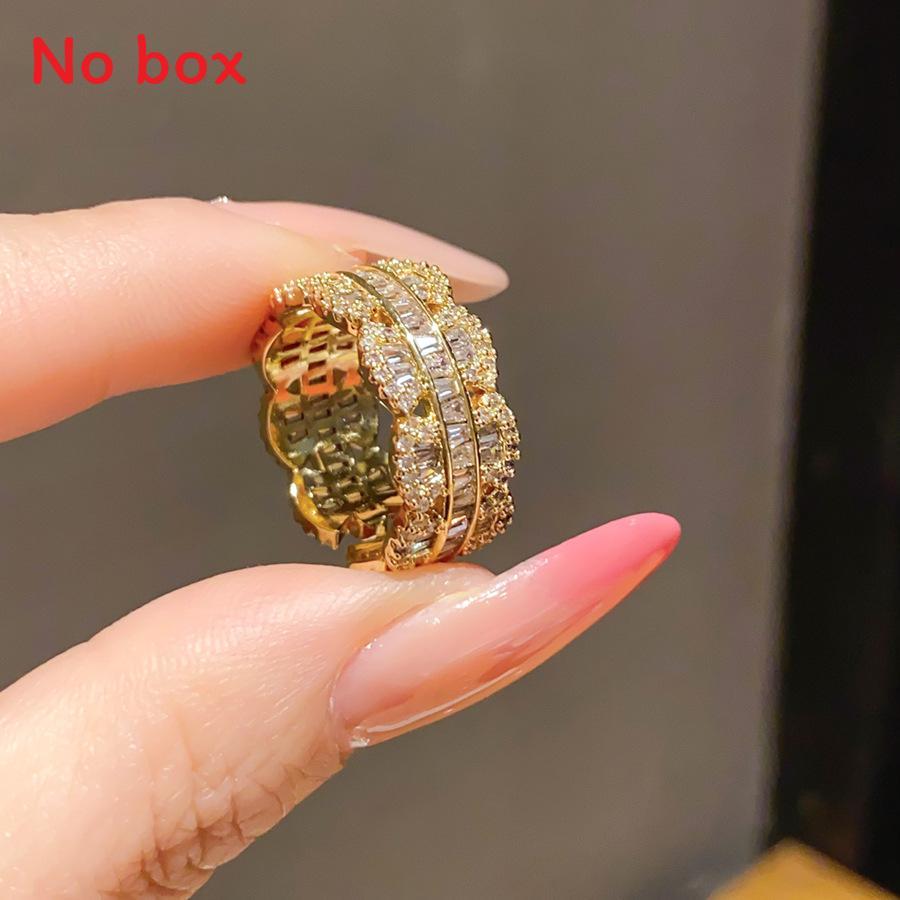 Womens Elegant Zirconia Jewelry With Gold Or Silver Finish For Party Wear