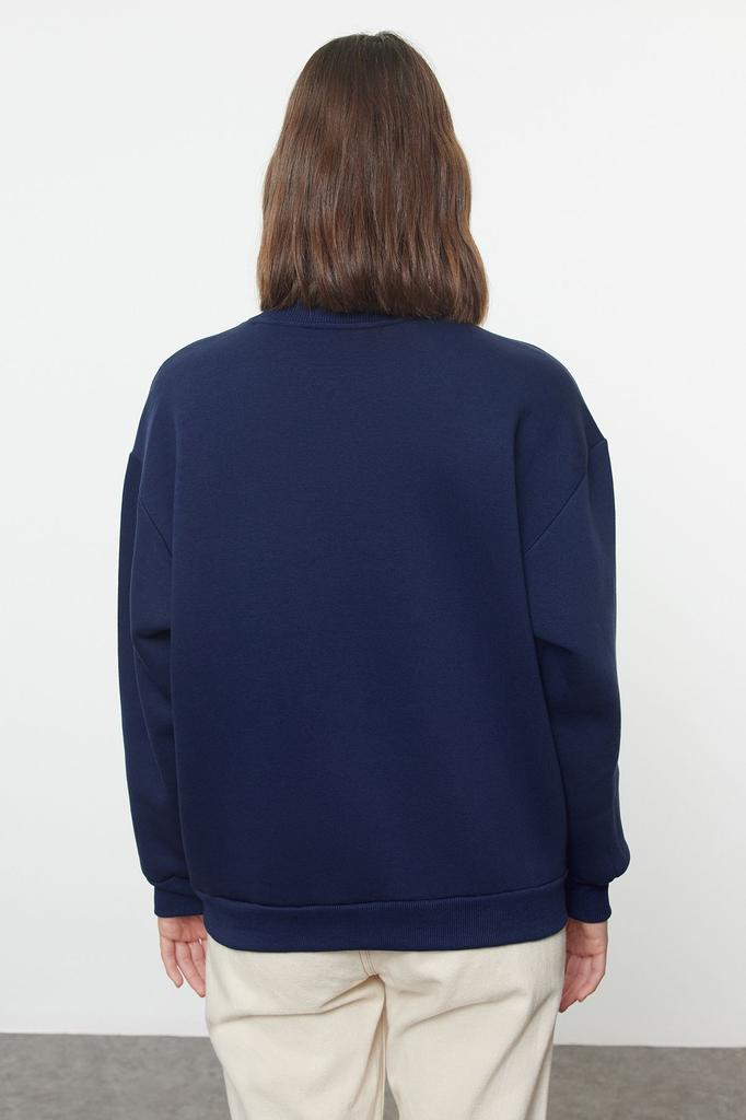 Women's Fashionable Stylish Sweatshirt Light Stone Label Detailed Regular Crew Neck Knitted Sweatshirt