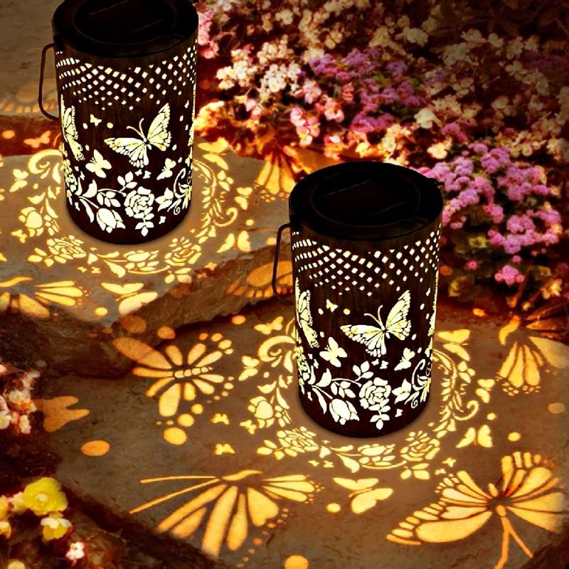 Butterfly Solar Outdoor Lantern Projection Solar Garden Light IP65 Waterproof Solar Hanging Lantern Light for Patio Lawn Pathway