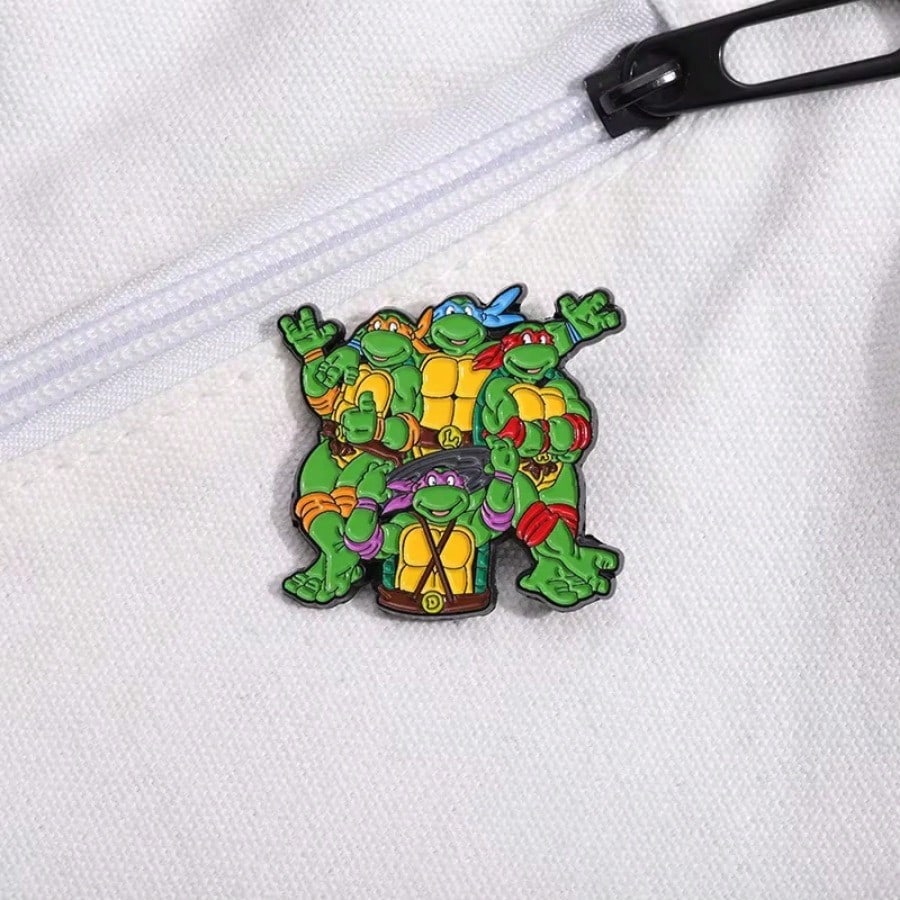 Значок с персонажем Черепашек-ниндзя: TMNT Милый Мультяшный Металлический Эмалированный Значок-Аксессуар для Одежды и Рюкзаков