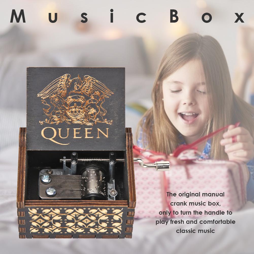Antique Clockwork Music Box with Melody Beautiful Carved Musical Gadget Home Decoration Christmas Birthday Gift for Boys Girls