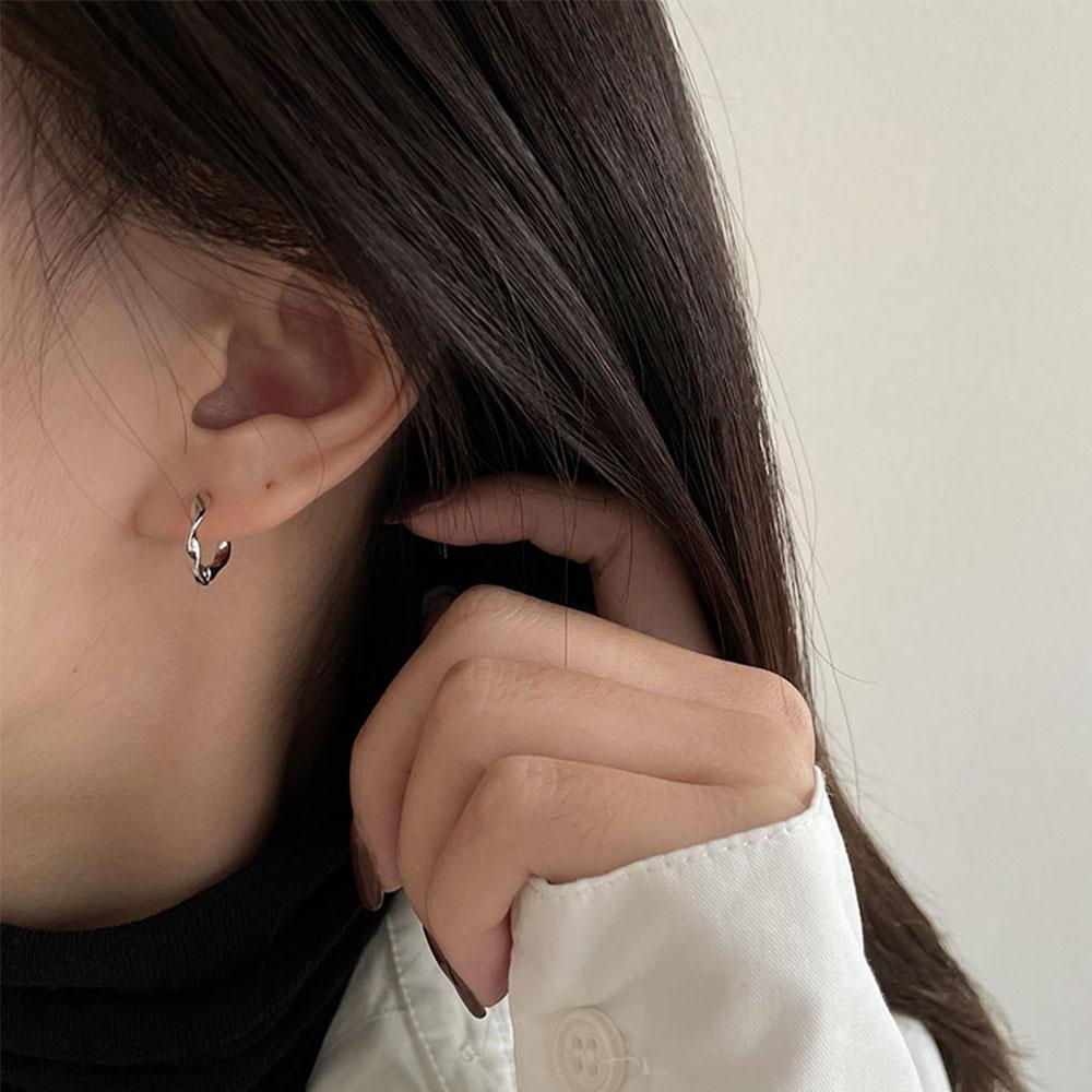 Simple Prevent Allergy Twist Wave Hoop Earrings Wave Earrings Fashion Accessories Women Jewelry