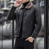 Мужская куртка из искусственной кожи с бархатной подкладкой, лацканами, длинными рукавами, застежкой-молнией, однотонное осенне-зимнее пальто