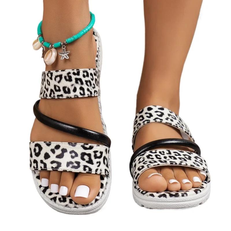 Низкий каблук с плоским дном и открытым носком, мягкая подошва с леопардовым принтом, повседневные женские тапочки 2024 года, летние женские сандалии для отдыха на открытом воздухе, без застежек