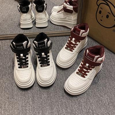 Женская обувь – Кроссовки