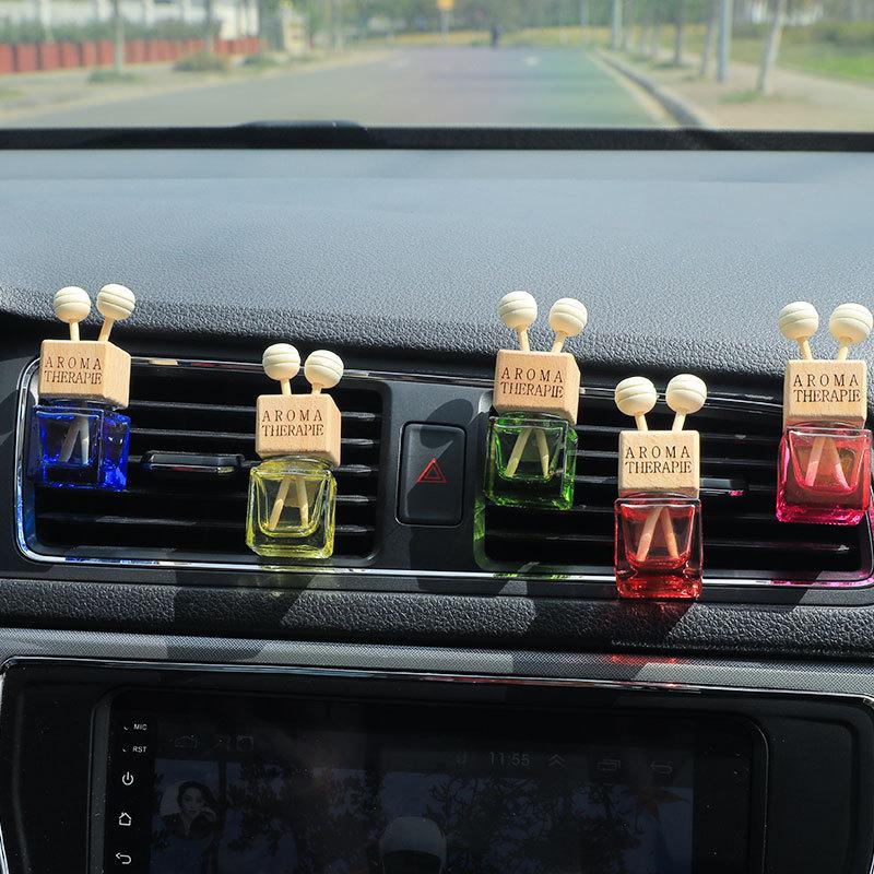 Car Air Outlet Hanging Perfume Pendant Fragrance Air Freshener Empty Glass Perfume Diffuser Bottle Aromatherapy Decor Accessorie