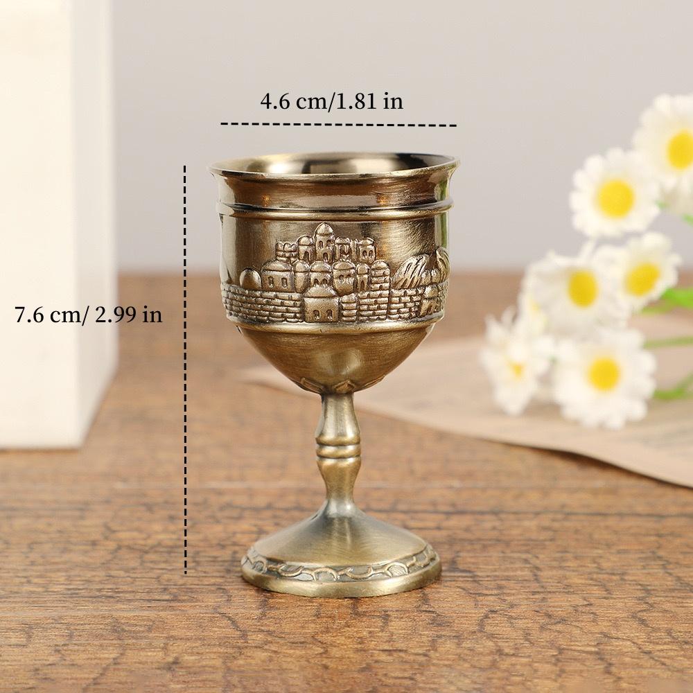 Европейский рюмочка, Сплав Легкая роскошь Резной узор Бокал, Ретро Мини стакан для водки, Креативный подарок Домашний декор, 1 шт.