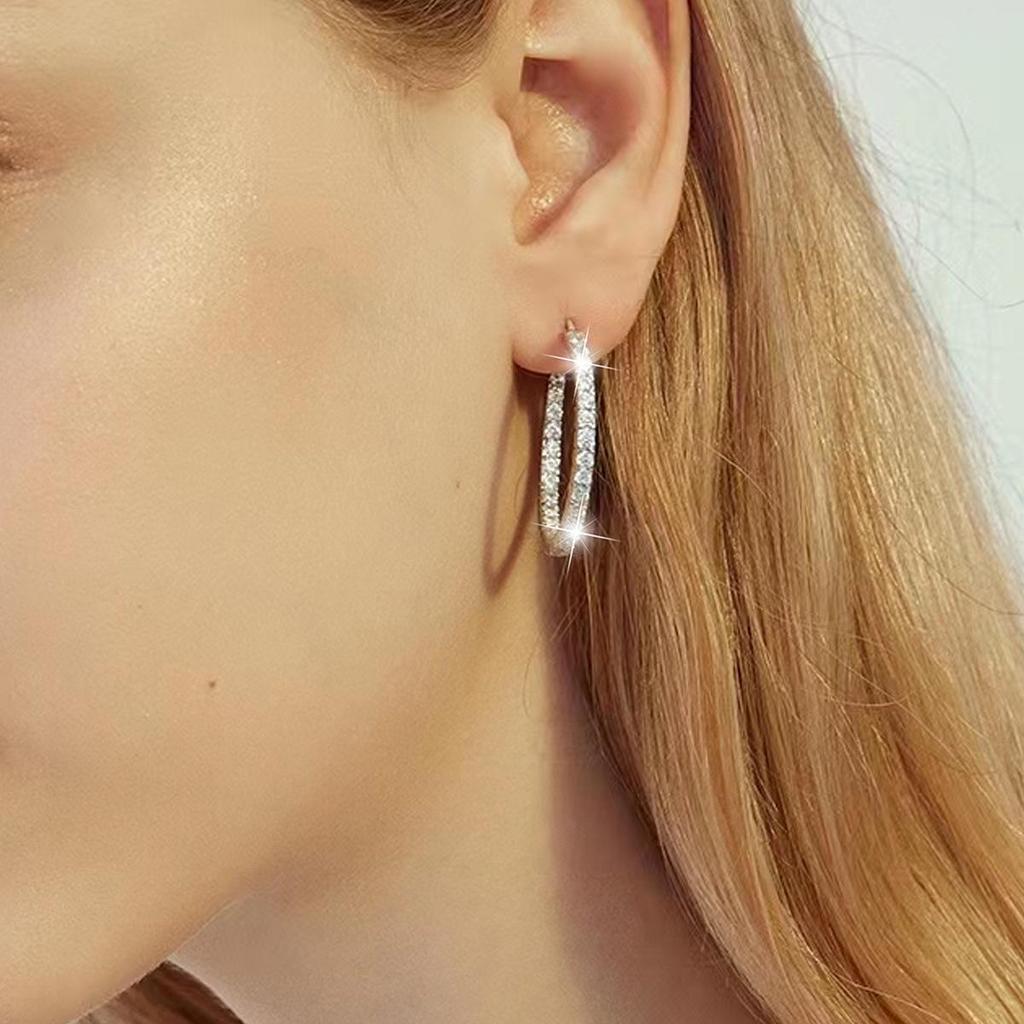 Модные медные серьги-кольца с цирконами