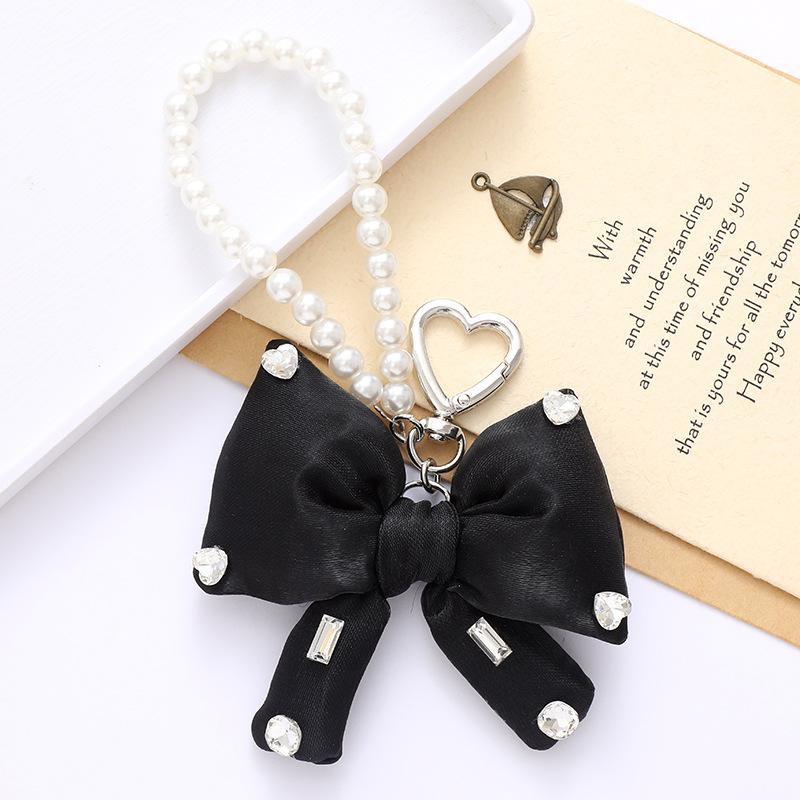 Stock Chic Pearl Beaded Keychain Pendant with a High-end Feel,sparkling Rhinestonesfabric Bow Decorationand Mobile Phone Strap