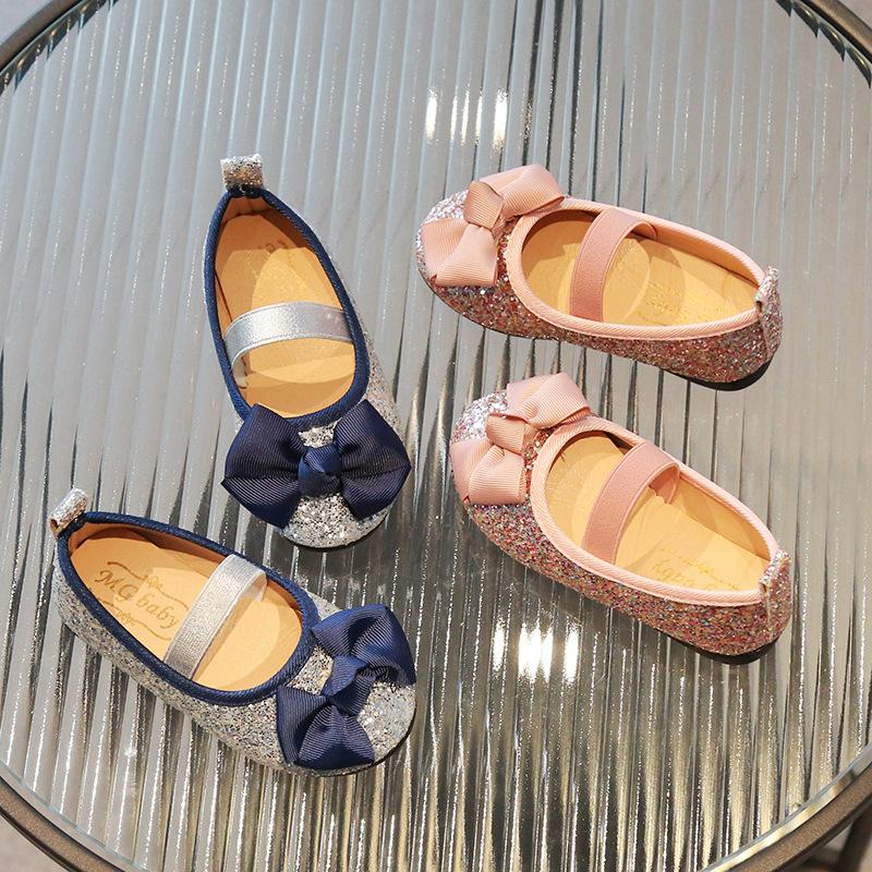 Повседневная обувь для девочек, детские туфли на плоской подошве, блестящие кожаные туфли принцессы, детские мюли с бабочкой и пайетками, модные новинки 2024 года для вечеринок, балетки