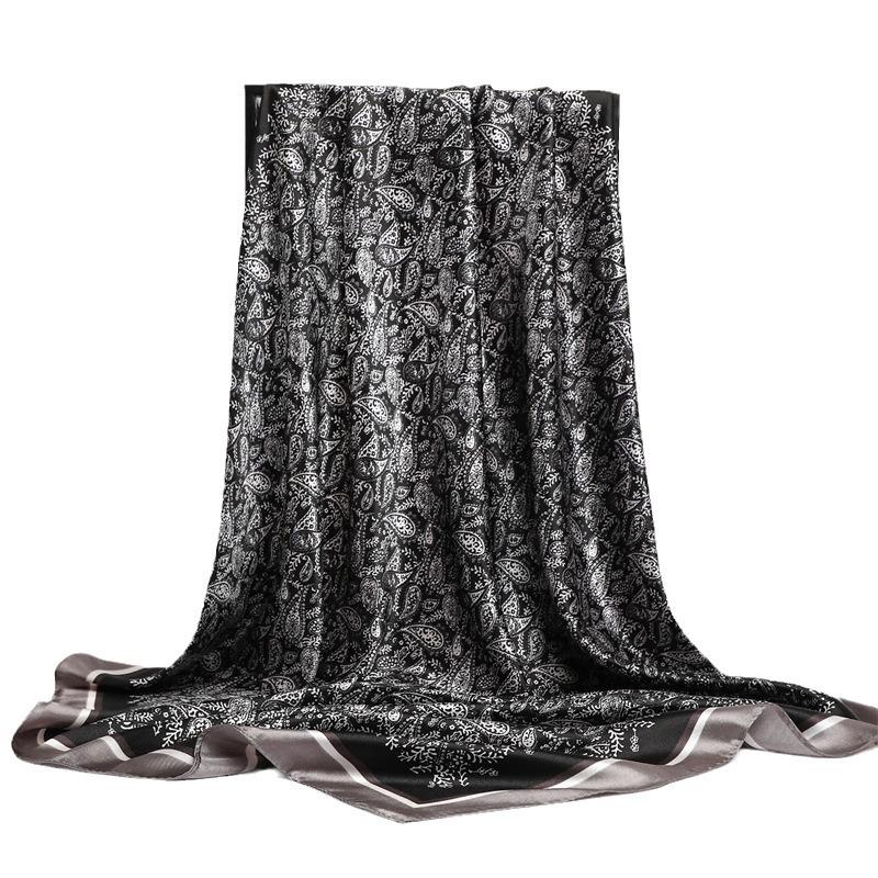 90 * 90cm New Silk Scarf Women'S Spring And Summer Decorative Scarf Sunscreen Travel Shawl Autumn And Winter Scarf Thin Edition