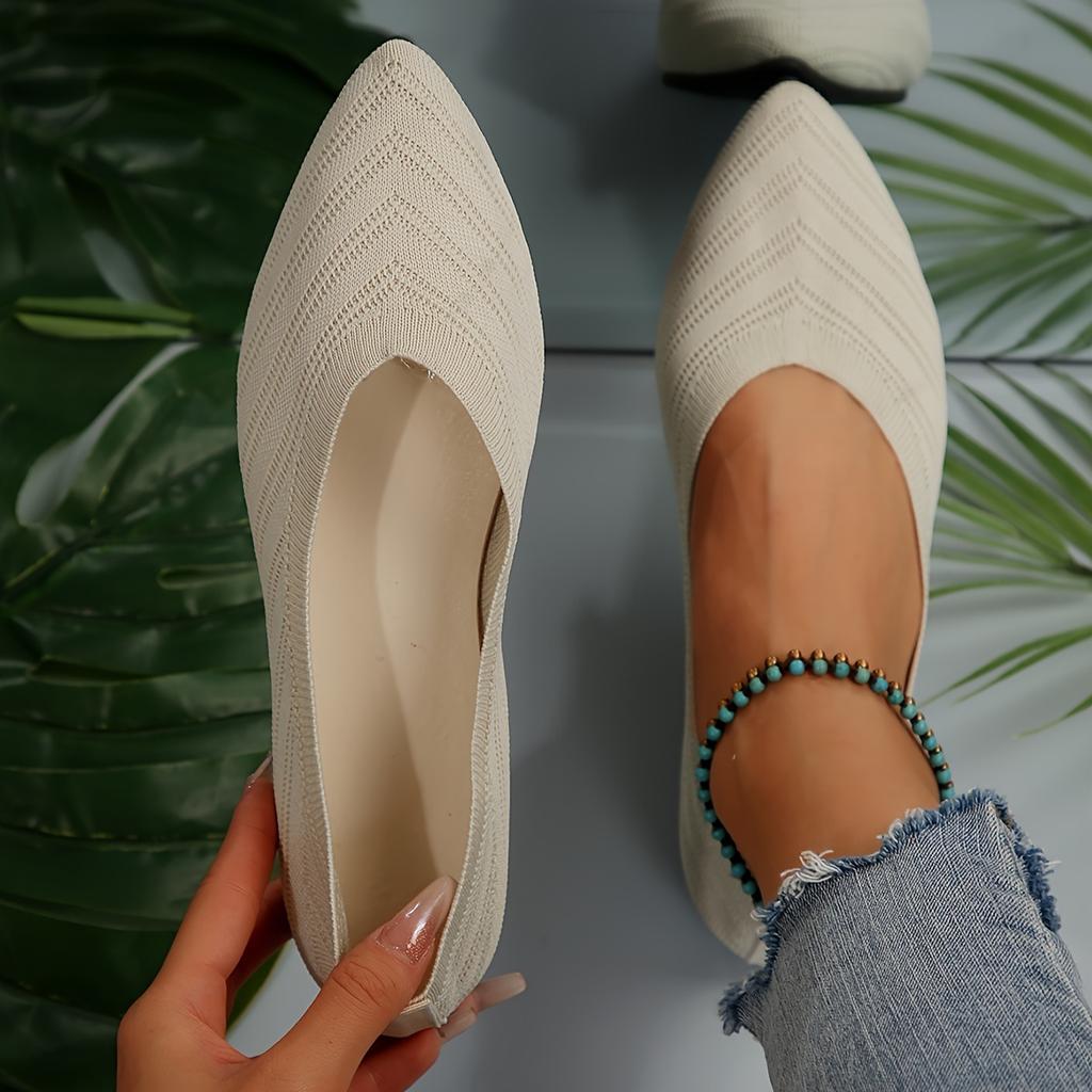 Весна/Лето 2025 Новое поступление Однотонные туфли-лодочки на плоской подошве с острым носком, мягкой подошвой, большого размера, повседневные, дышащие, женские ажурные вязаные туфли