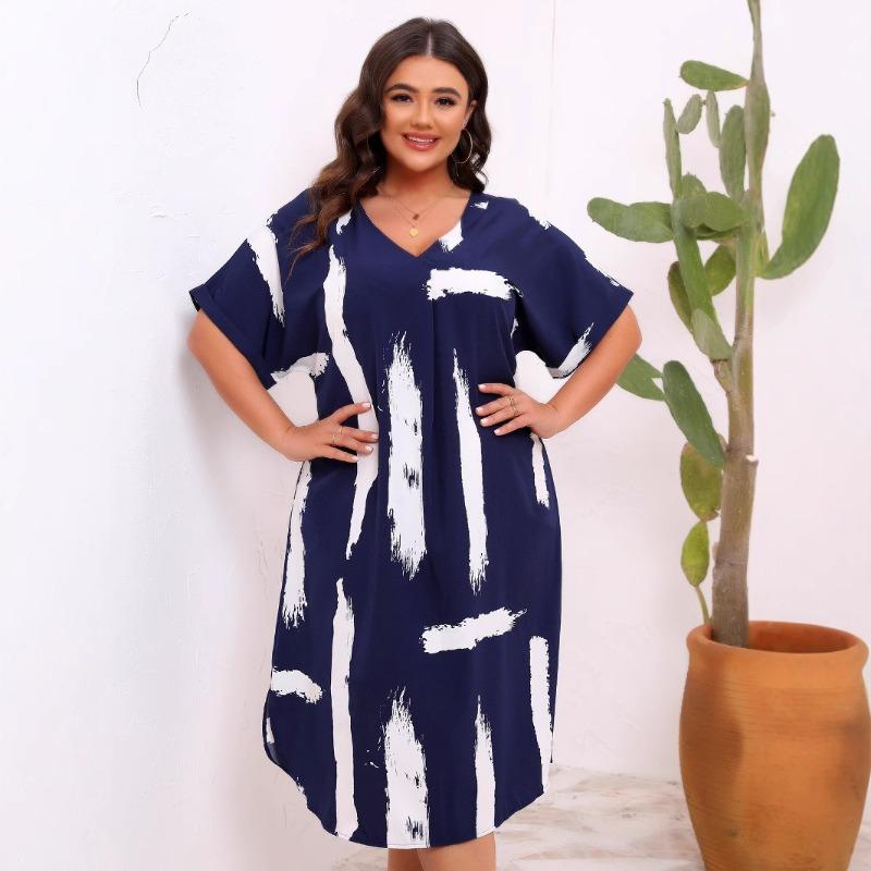 Женское платье свободного кроя с V-образным вырезом и короткими рукавами