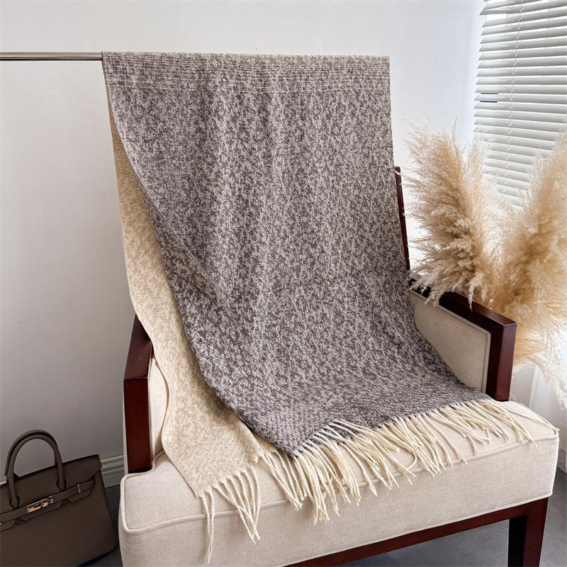 Elegant Cashmere Scarf for Women Breathable & Warm, Windproof, Non-Stretch, Perfect for Autumn & Winter, Large Thick Plaid Wrap for Going Out