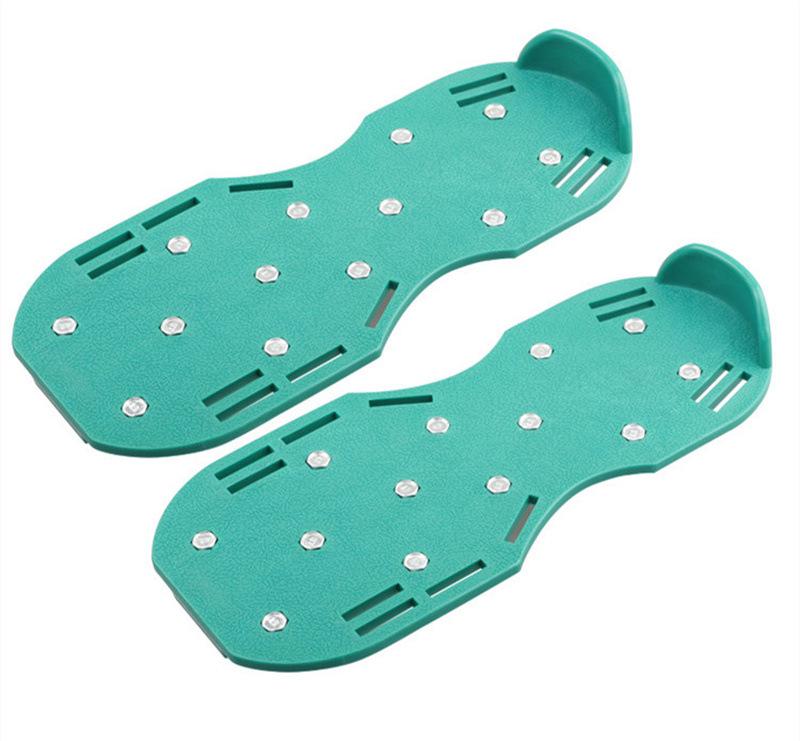 Обувь для аэрации газона с шипами 4,2 см для травы и почвы