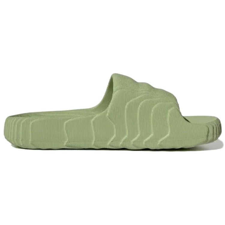 adidas Кроссовки унисекс Adilette 22 Slides Magic Lime зеленые GX6946