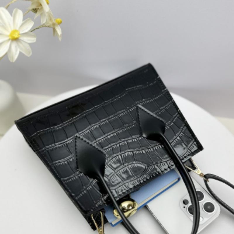 Bag Woman, Spring and Summer New Trend Fashion Small Fresh Crocodile Pattern Handbag, One Shoulder Oblique Span Bag