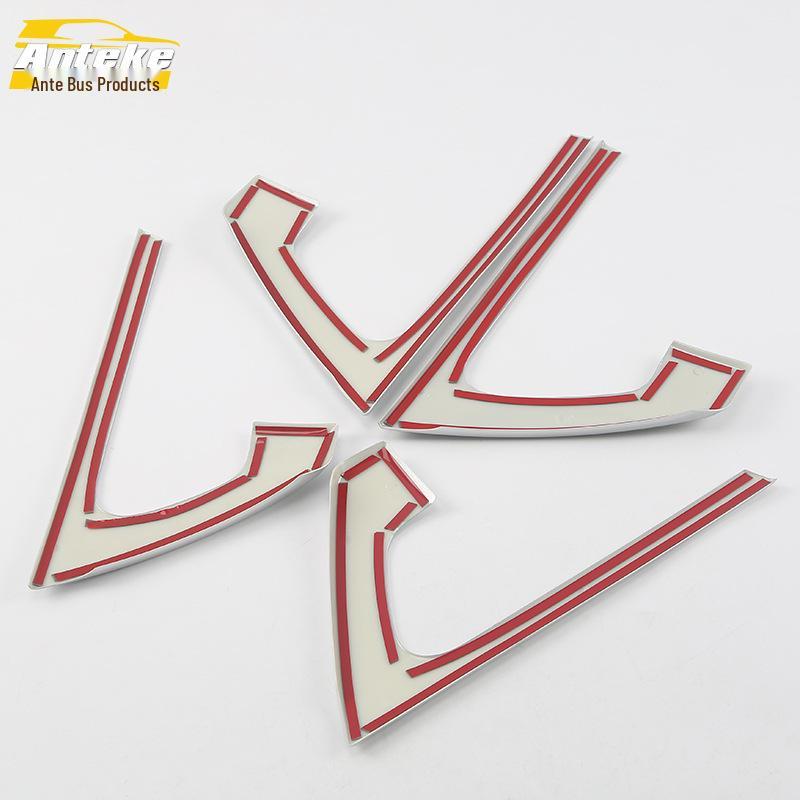 16 Land Cruiser Подлокотник и Накладка на ручку двери