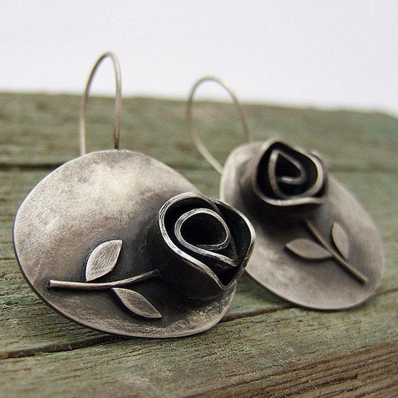 Bohemian Asymmetric Leaf Rose Flower Earrings Vintage Jewelry Ancient Silver Ethnic Wind Earrings New