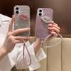 Чехол для iPhone 16 с ремешком, полностью украшенный стразами, декор в виде губ, задняя крышка телефона из ТПУ+ПК