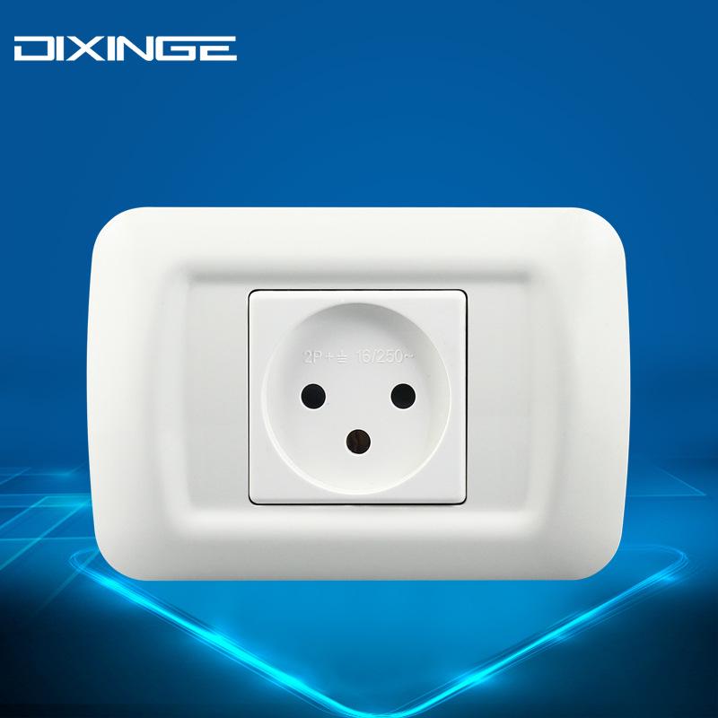 Israeli Type 118 White Single Gang 3-Pin 16A Wall Socket