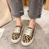 Мода Леопардовый холст Повседневная обувь Женщины Обувь без каблука Тапочки на платформе Летние слипоны Прогулочная обувь Кроссовки Zapatos De Mujer Женщина