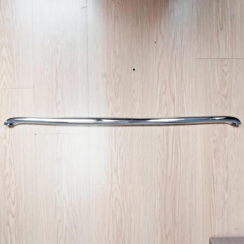 31290998: Compatible Hood Bright Strip for Volvo XC60