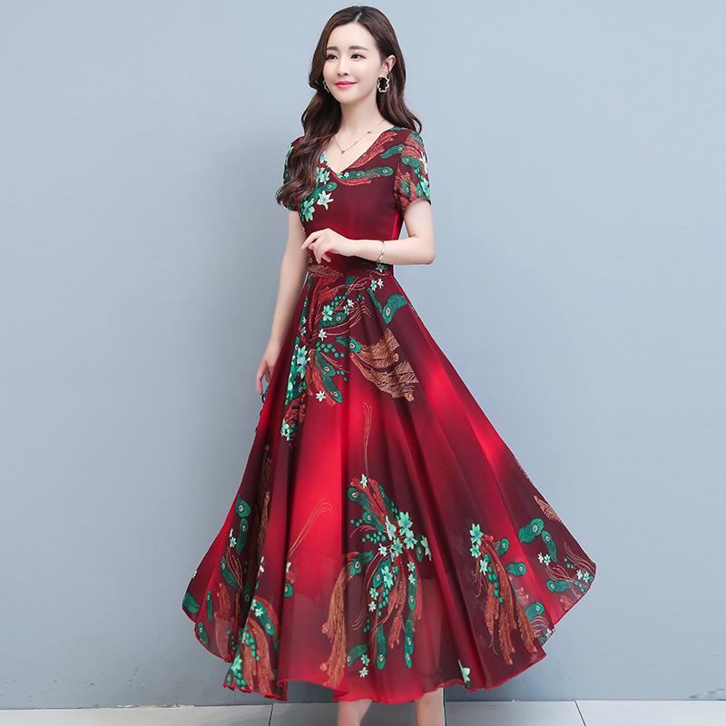 Летнее платье с V-образным вырезом и расклешенной юбкой - Платье миди приталенного силуэта с принтом в корейском стиле для женщин