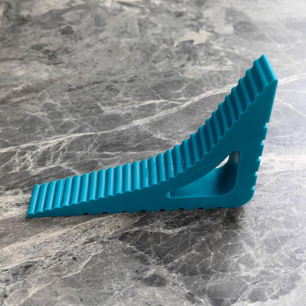 Safety Triangle Door Stopper – Heavy‑Duty Non‑Slip Rubber Wedge with Protective Edge for Home & Office Doors