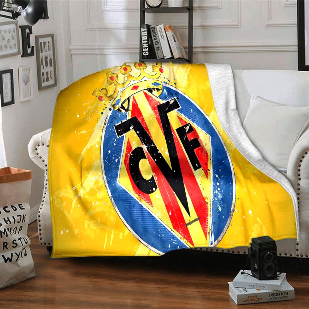 Club Vill-arreal Crest Design Flannel Blanket, Soft Polyester, Modern Design, All-Season for Camping, Travel, Gifts for holidays or birthdays