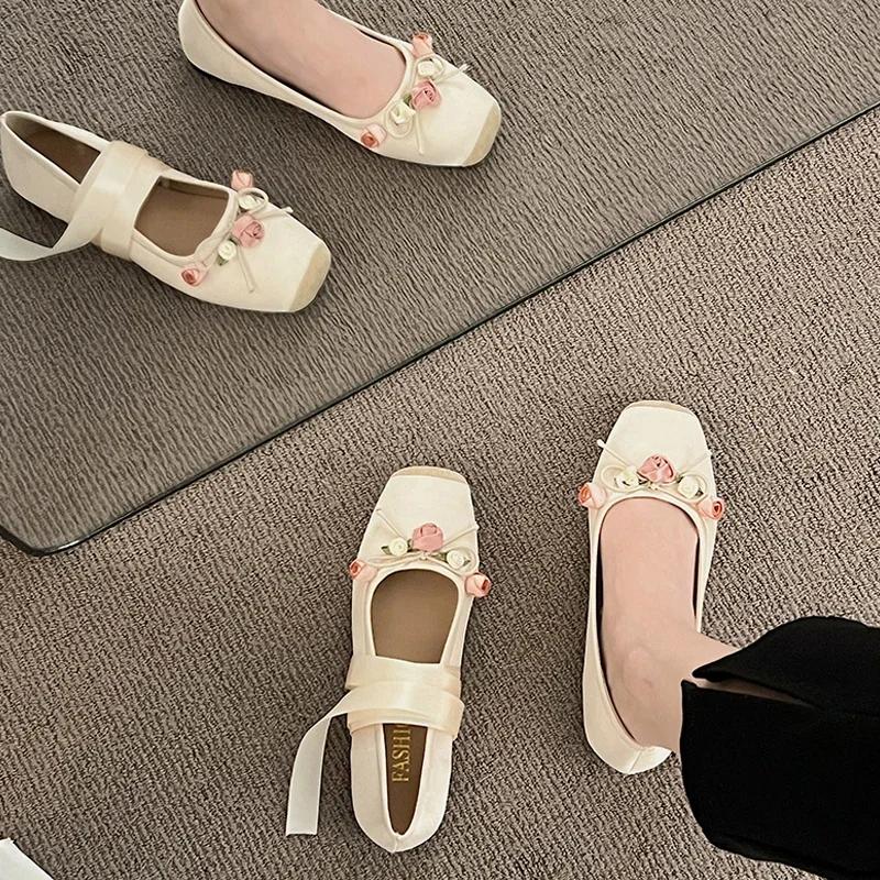 2024 Luxury Lace Tie Leg Satin Silk Ballet Flats Woman Square Toe Bowknot Elastic Band Ballerinas Ladies Wedding Floral Shoes