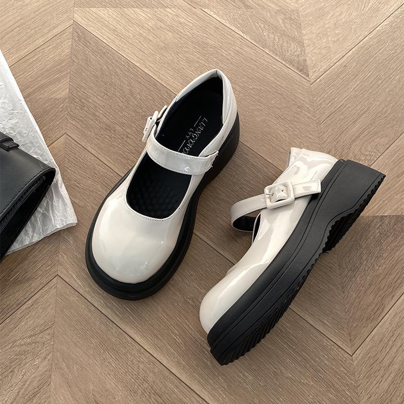 Круглая универсальная ретро-туфля на платформе с завышенной талией, женские туфли из кожи на осень и зиму с юбкой 2025 года, новые туфли Мэри Джейн с неглубоким горлом