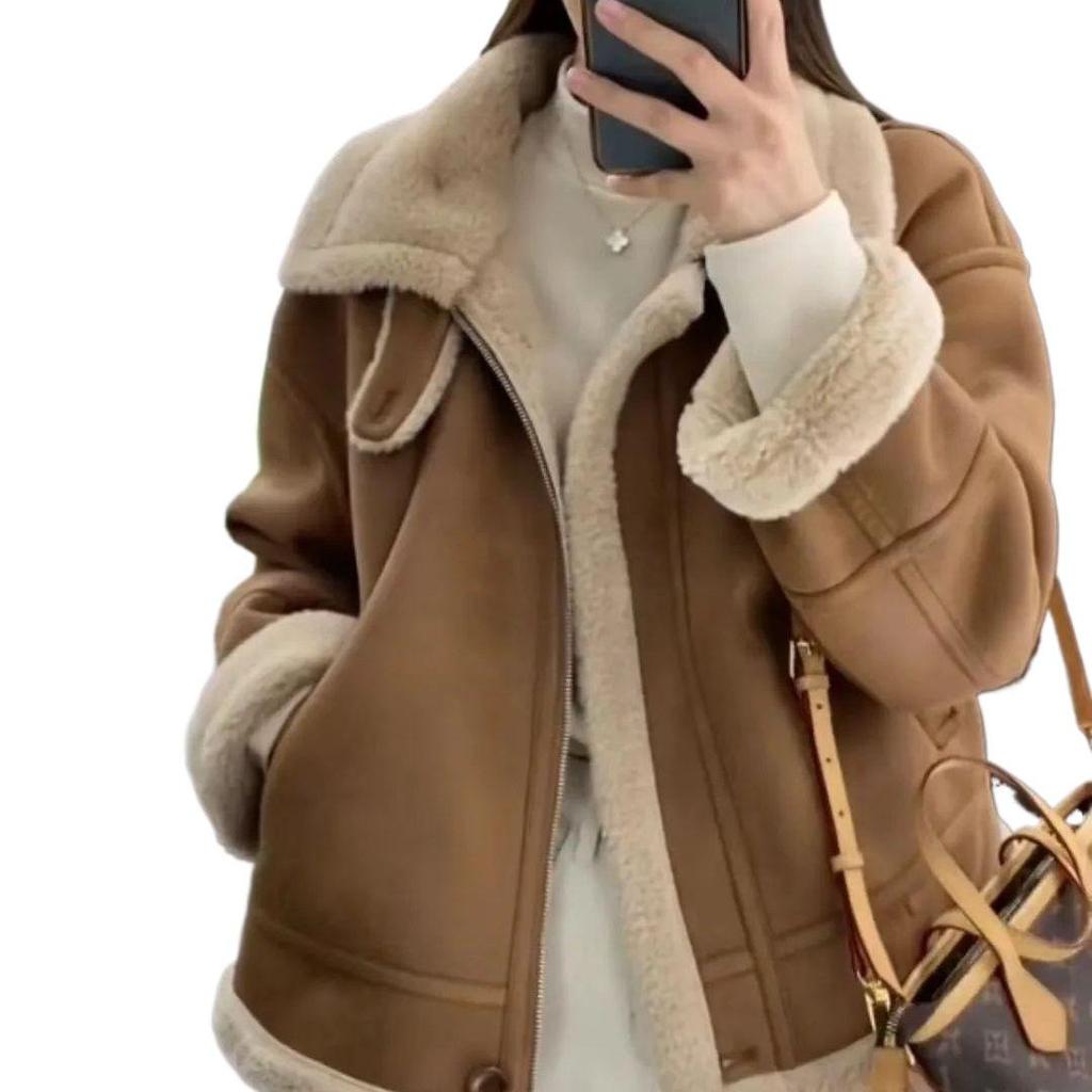 Lambswool Leather Fur Women's Motorcycle Jacket - Thickened Plush Cotton-Padded Coat for Autumn/Winter 2023