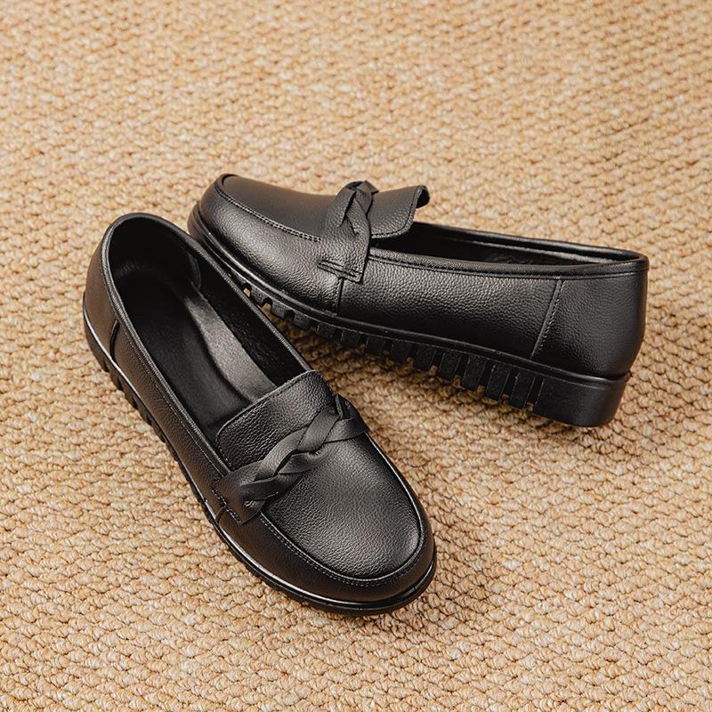 Новые повседневные женские туфли на мягкой подошве, туфли из коровьей кожи, нескользящие туфли для мам на плоской подошве, женские кожаные туфли, прямые продажи с фабрики