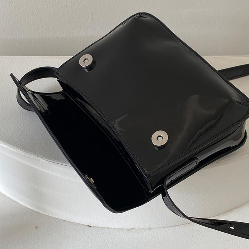 Retro Patent Leather New Women's Underarm Bag Fashion Small Square Shoulder Messenger Bags Casual All-match Handbags