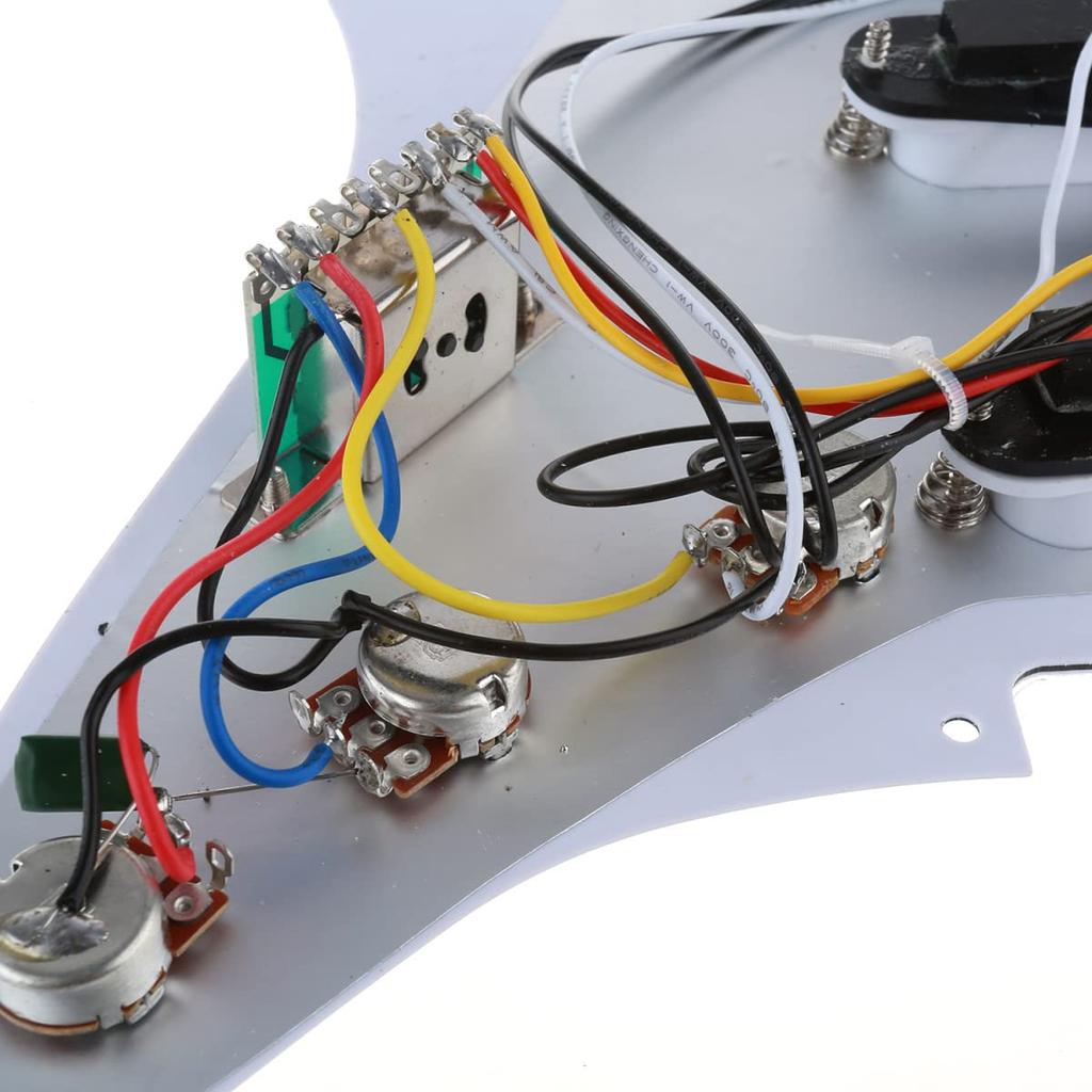 Musiclily Basic 11-отверстий SSS Стратокастер Предварительно распаянный пикгард с набором керамических синглов для электрогитары ST Strat, белый, набор из 3 штук