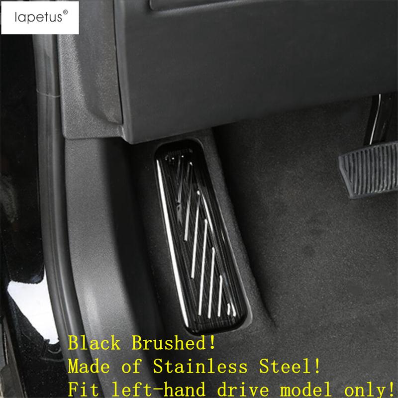 Left Foot Rest Pedal Plate Panel Non-Slip Pad Decoration Protection Cover Trim Interior Accessories For Cadillac XT4  -