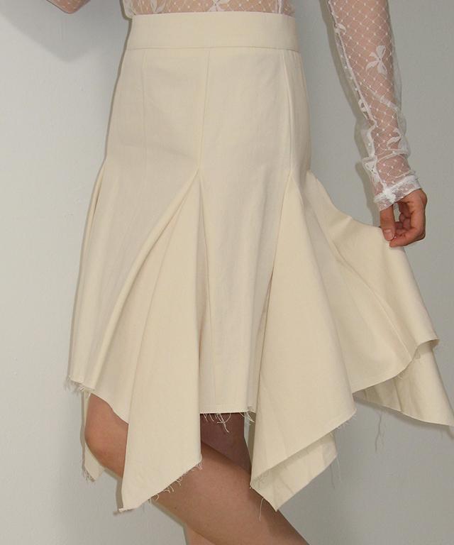 Ronron Raw Cut Frill Skirt Ivory