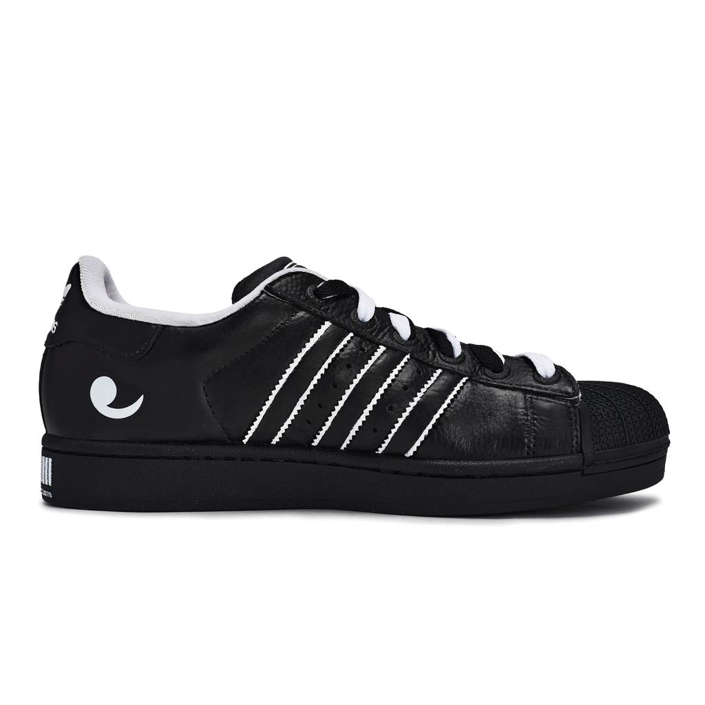 Adidas Originals Superstar 2 811 Manufacturing, Reverse Yin Yang Low top Skateboard Shoes Unisex Black White KK4473(Team80-)